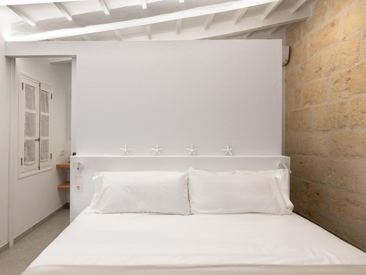 סיוטאדלה S'Enclova Petit Hotel מראה חיצוני תמונה